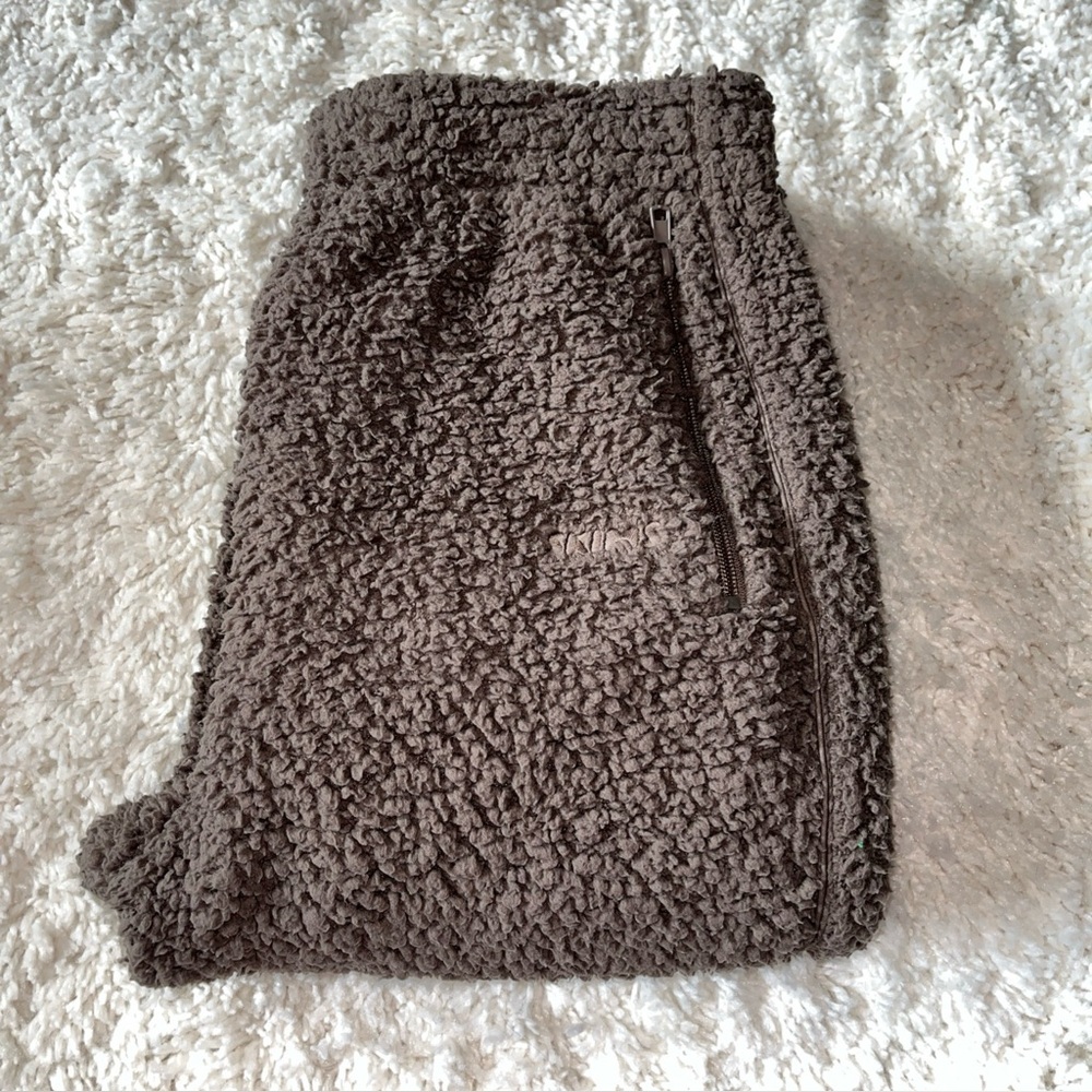 SKIMS Desert High Pile Jogger Pants, Size S New w/o Tags